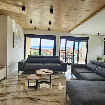 Luxury Providenza فيلة *